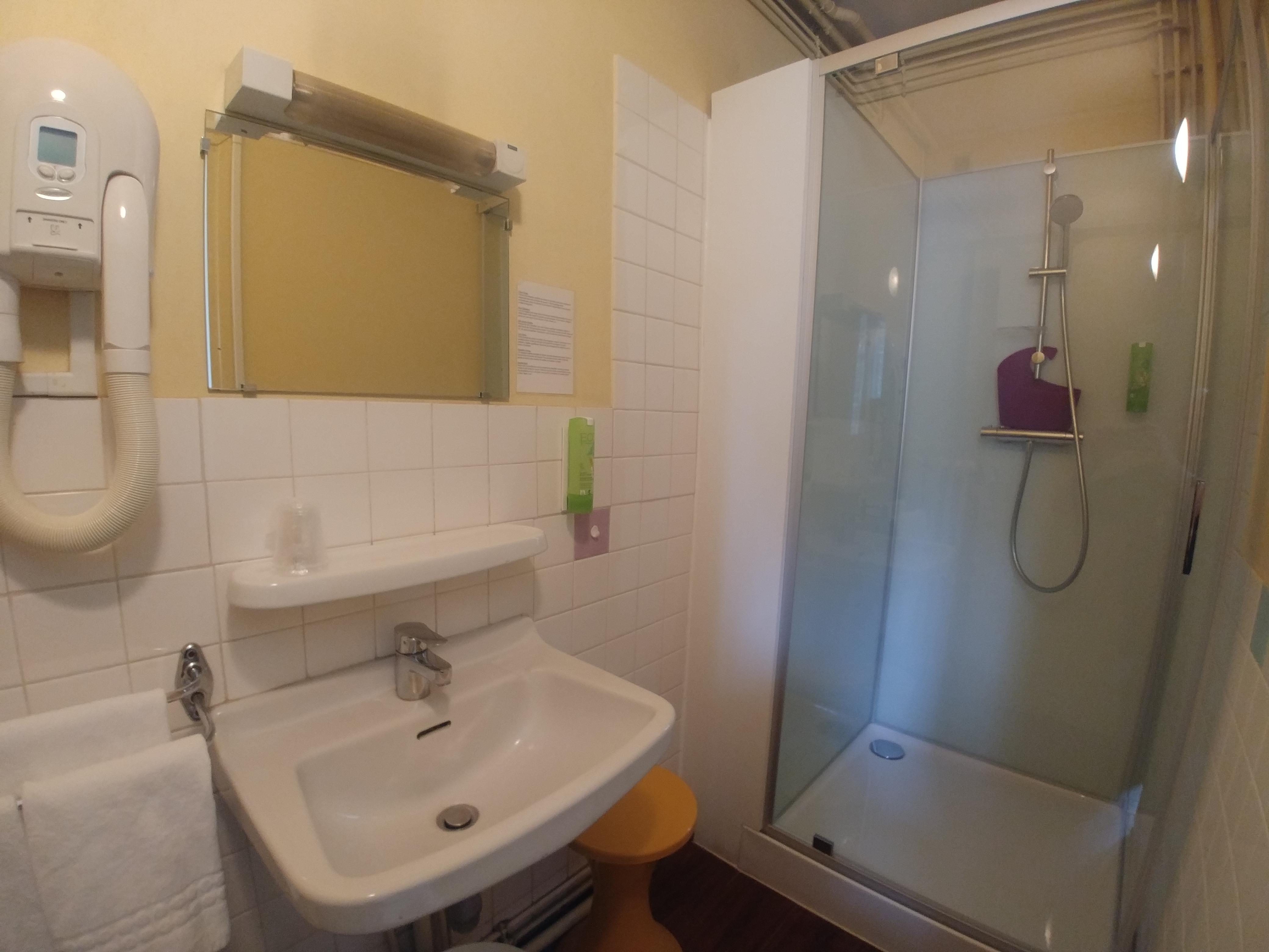 Hotel Des Ducs Nevers Bagian luar foto
