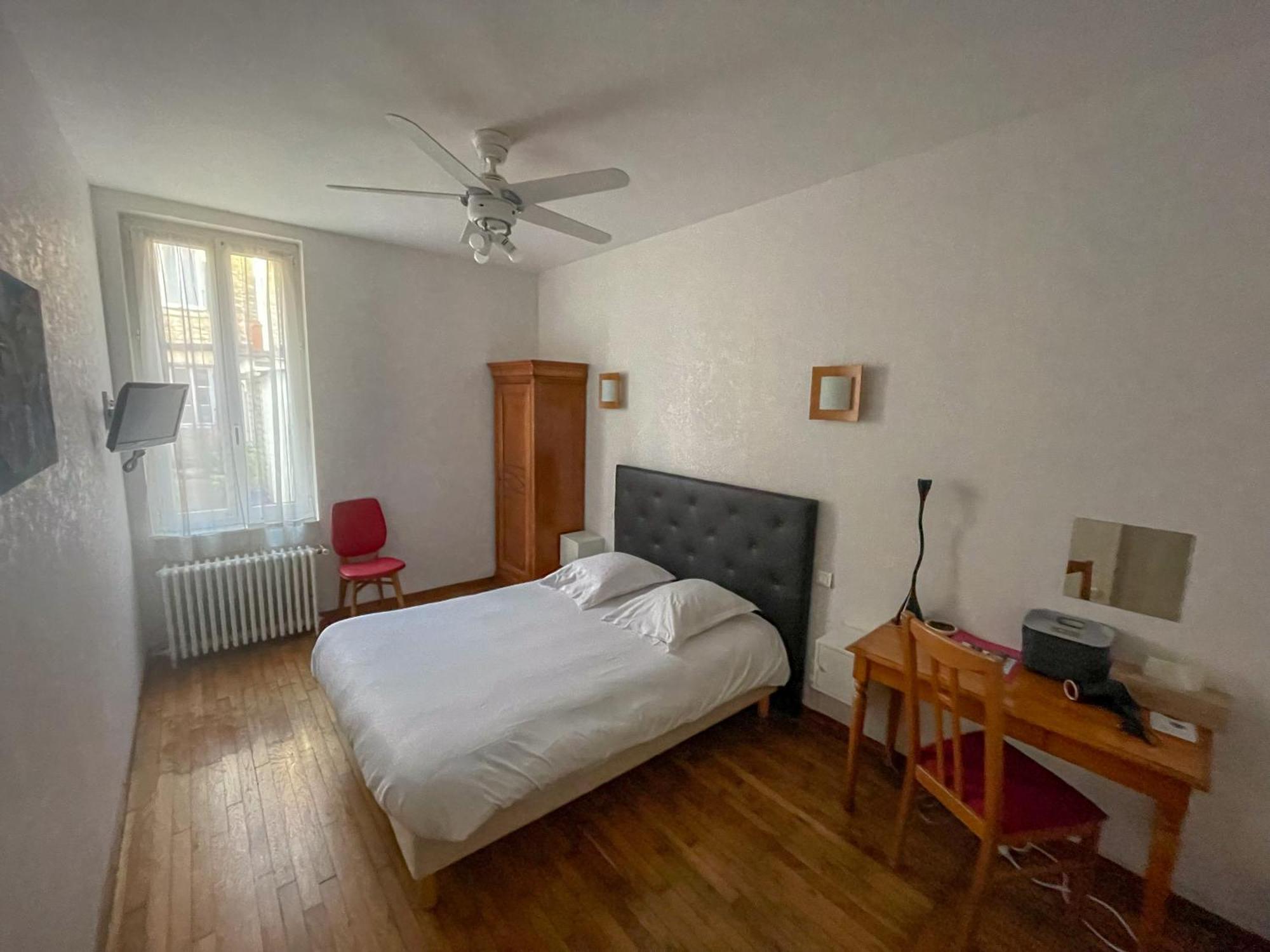 Hotel Des Ducs Nevers Bagian luar foto