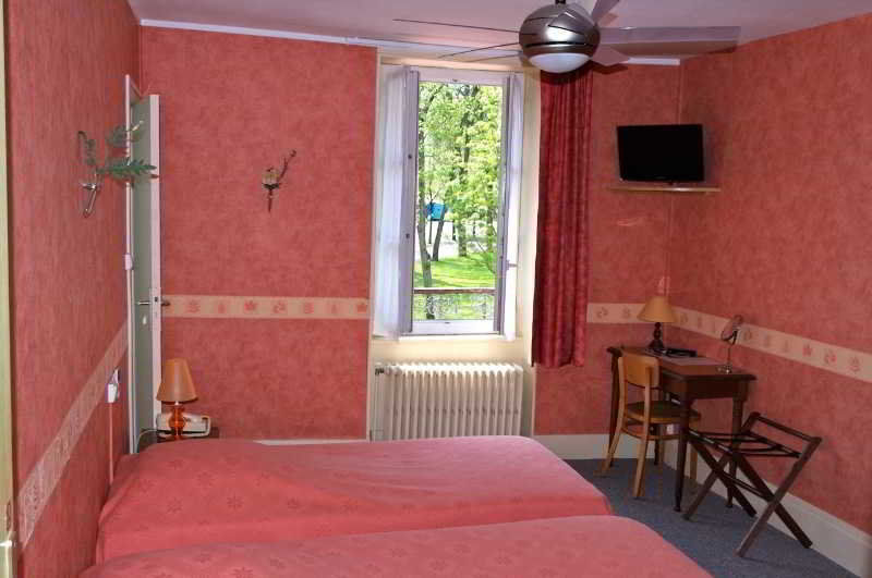 Hotel Des Ducs Nevers Bagian luar foto